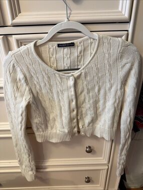 Brandy melville sweater